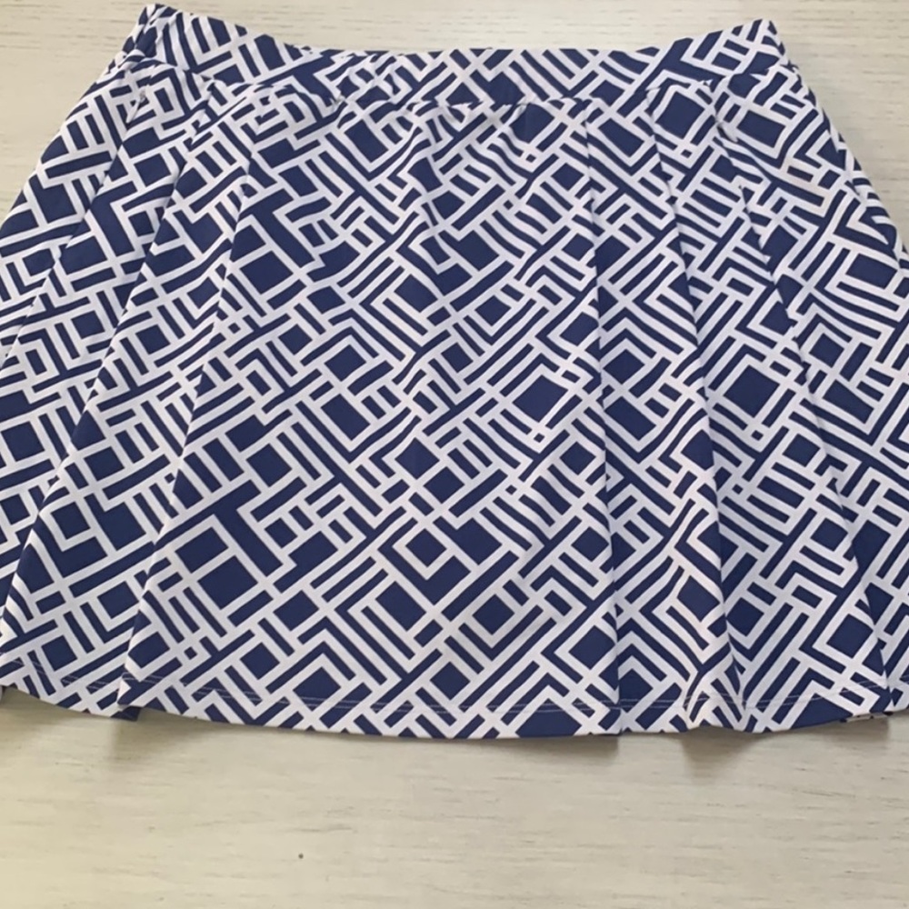 J.McLaughlin Navy Skort with Pockets! Size Medium - excellent condition